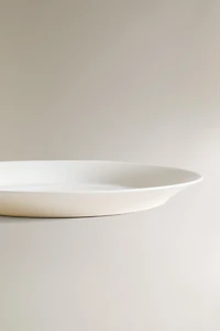 WHITE GLASS DINNER PLATE