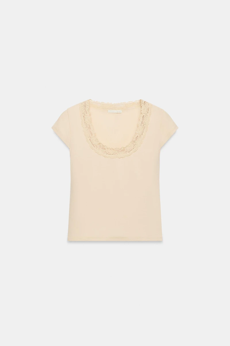 TOP COL PLONGEANT DENTELLE