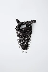BANDANA PAISLEY ET FRANGES FANTAISIE