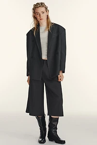 OVERSIZED BLAZER WITH CONTRAST STITCHING
