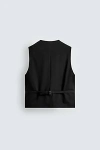 TEXTURED POCKET VEST