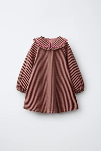 ROBE À RAYURES ET COL CLAUDINE