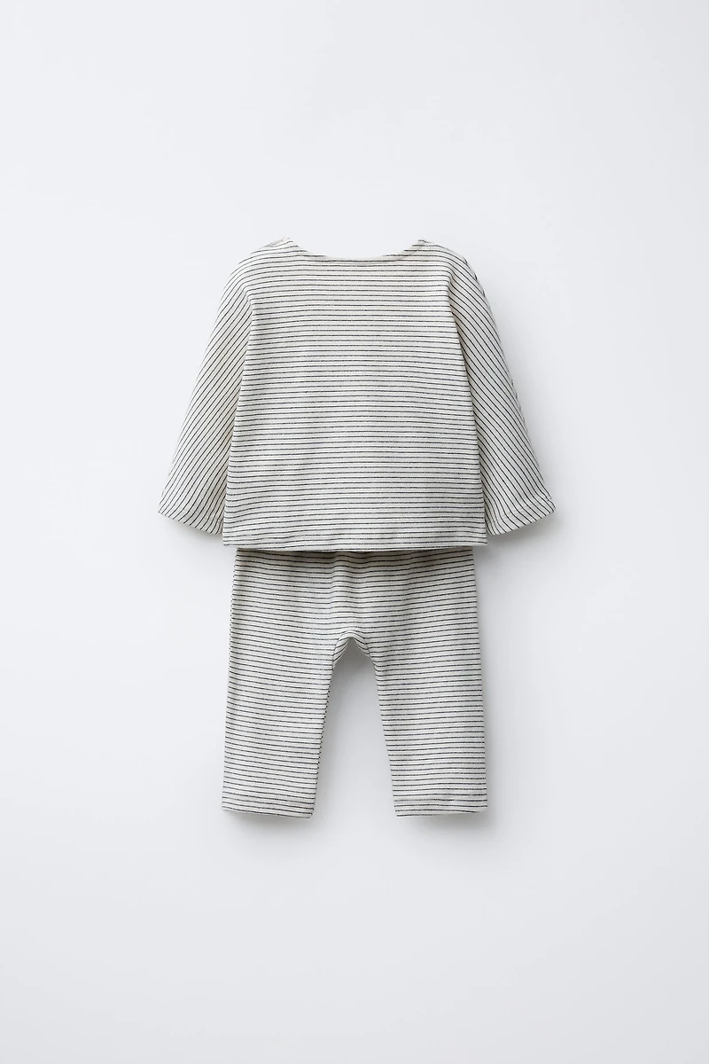 STRIPED T-SHIRT AND PANTS SET