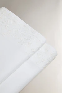 COTTON AND LINEN EMBOSSED FLAT SHEET