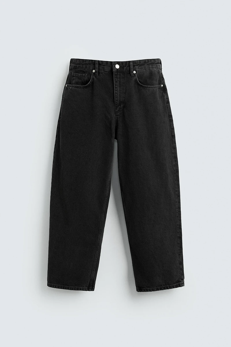 TAPERED WIDE FIT JEANS