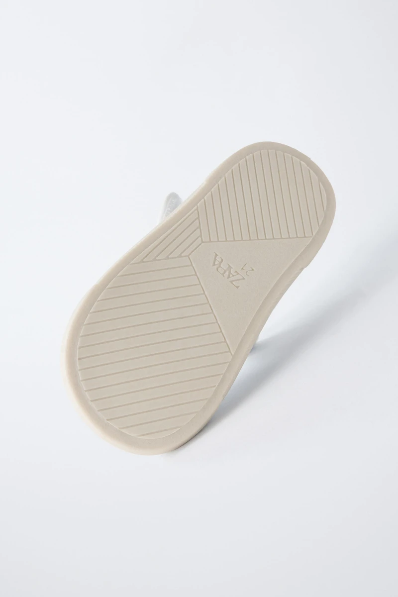 EMBROIDERED BAREFOOT MARY JANES
