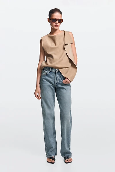 Mid-waist wide-leg jeans