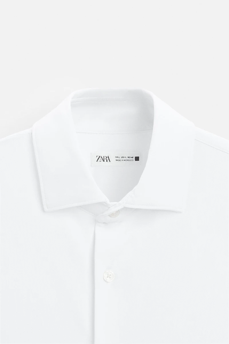 CHEMISE ÉLASTIQUE TEXTURÉE