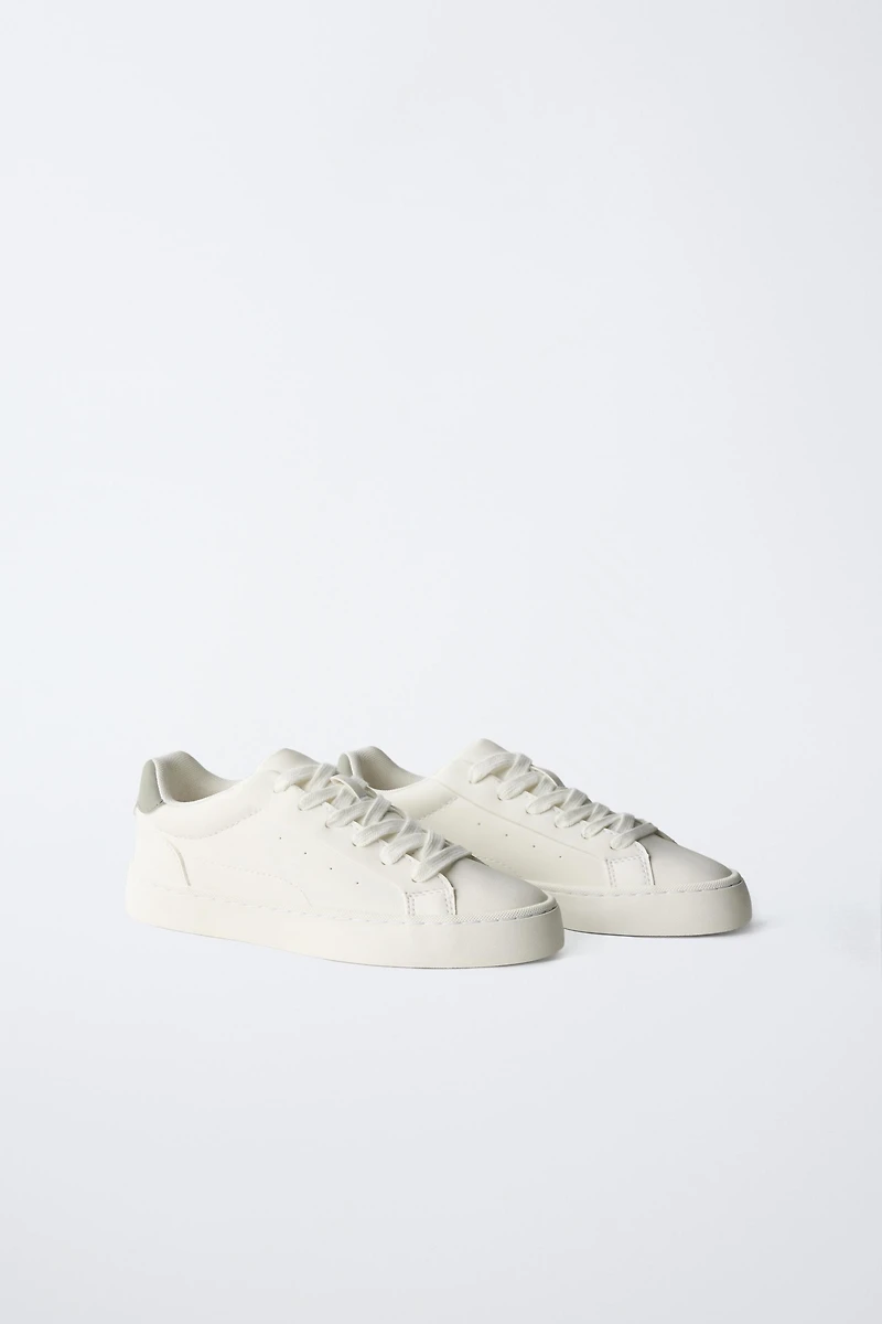 BASIC SNEAKERS