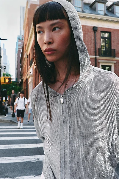 SWEAT À CAPUCHE EN FIL MÉTALLISÉ