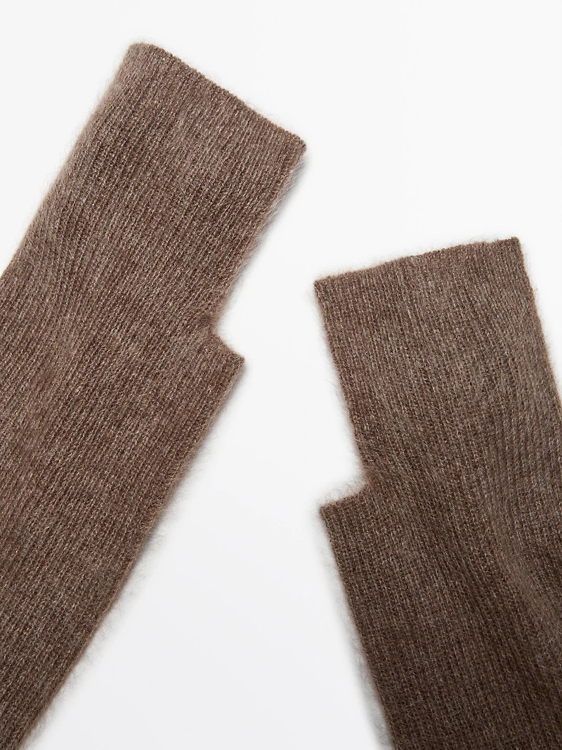 Long knit 100% cashmere mittens
