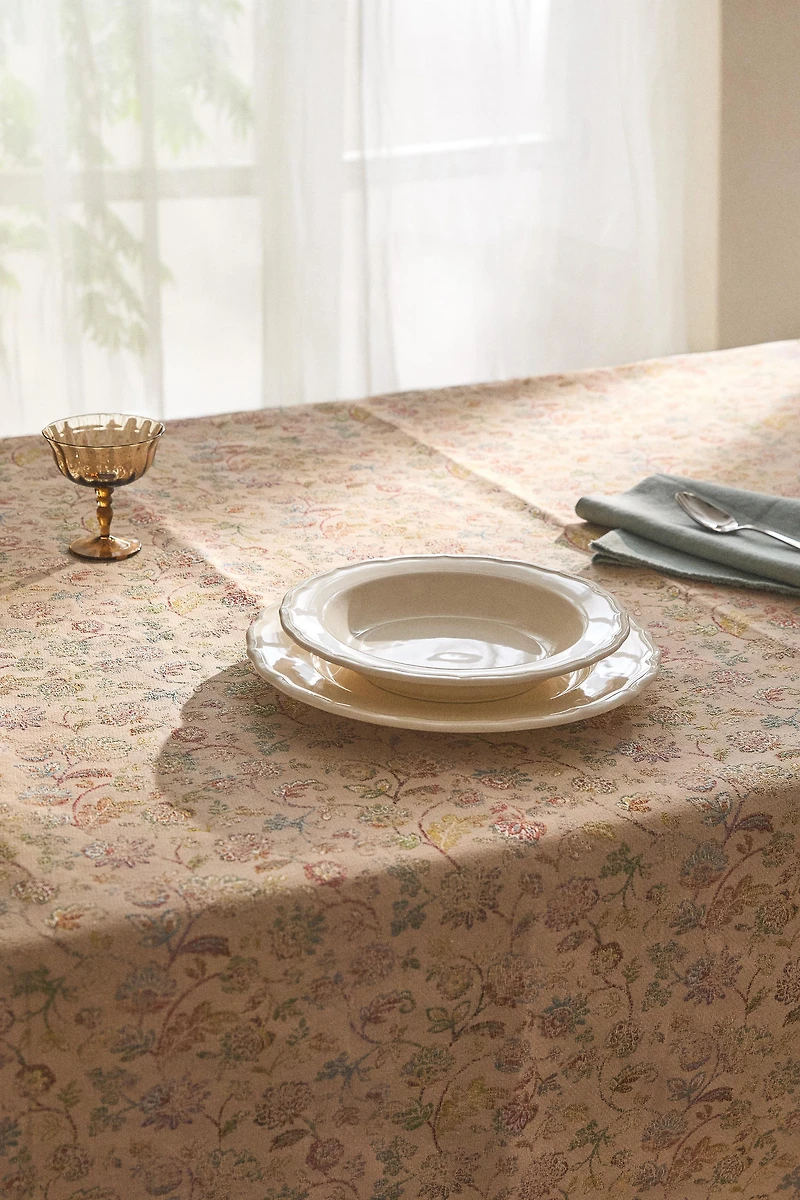 FLORAL JACQUARD TABLECLOTH