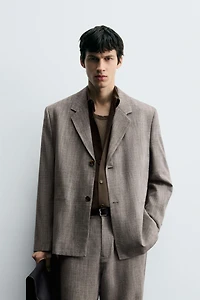 TEXTURED SUIT JACKET