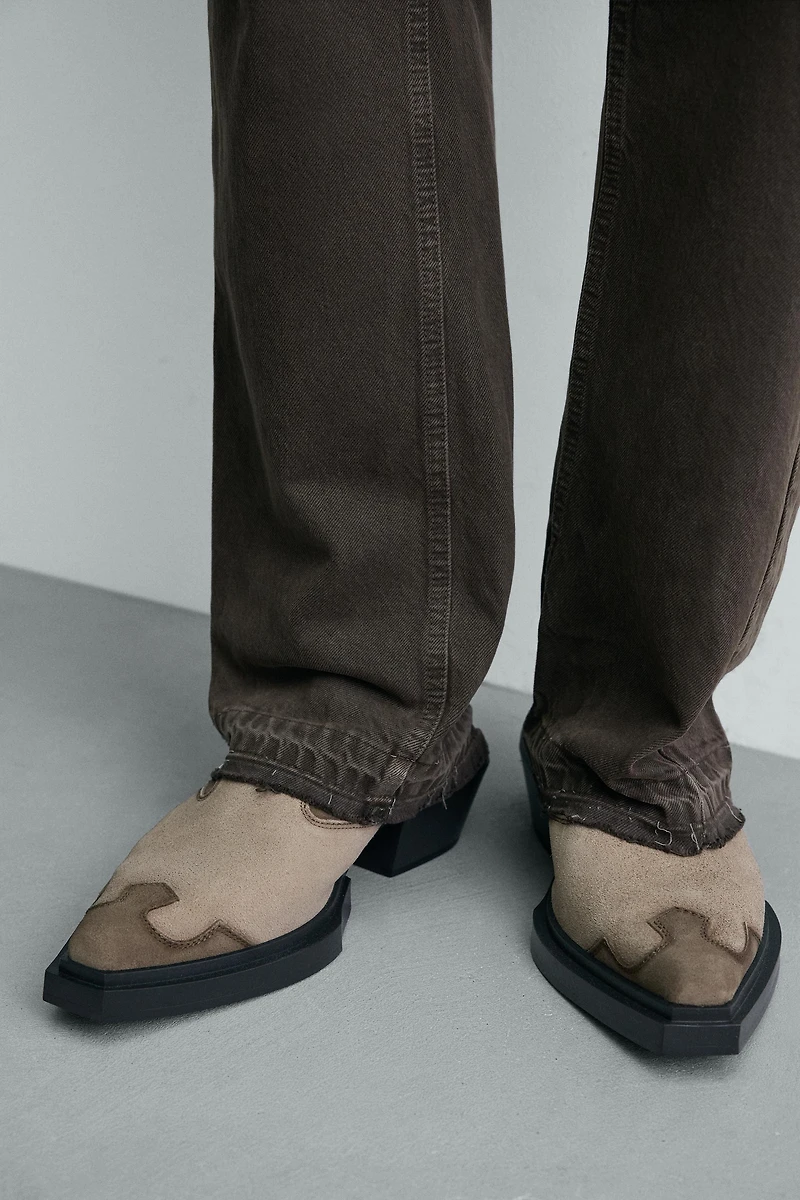 LEATHER CLOGS