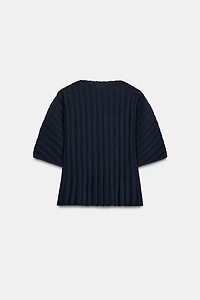 TOP EN MAILLE CÔTELÉE AVEC MANCHES BOUFFANTES