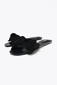 SPLIT LEATHER BOW SANDALS