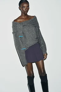 PULL EN MAILLE À ÉPAULES DÉNUDÉES
