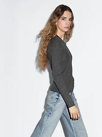 Pull laine en maille côtelée