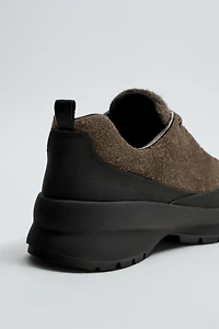 LEATHER TREK SNEAKERS