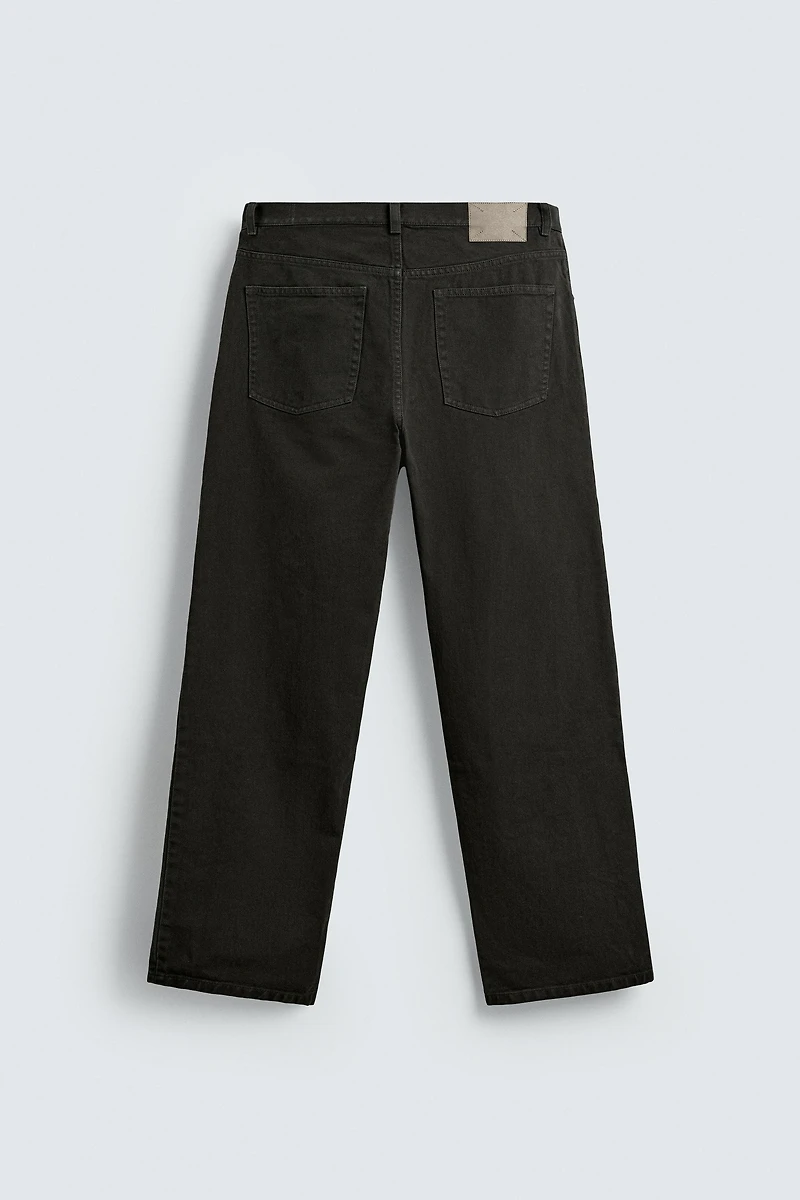 TEXTURED STRAIGHT FIT PANTS