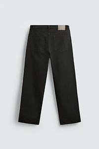 TEXTURED STRAIGHT FIT PANTS