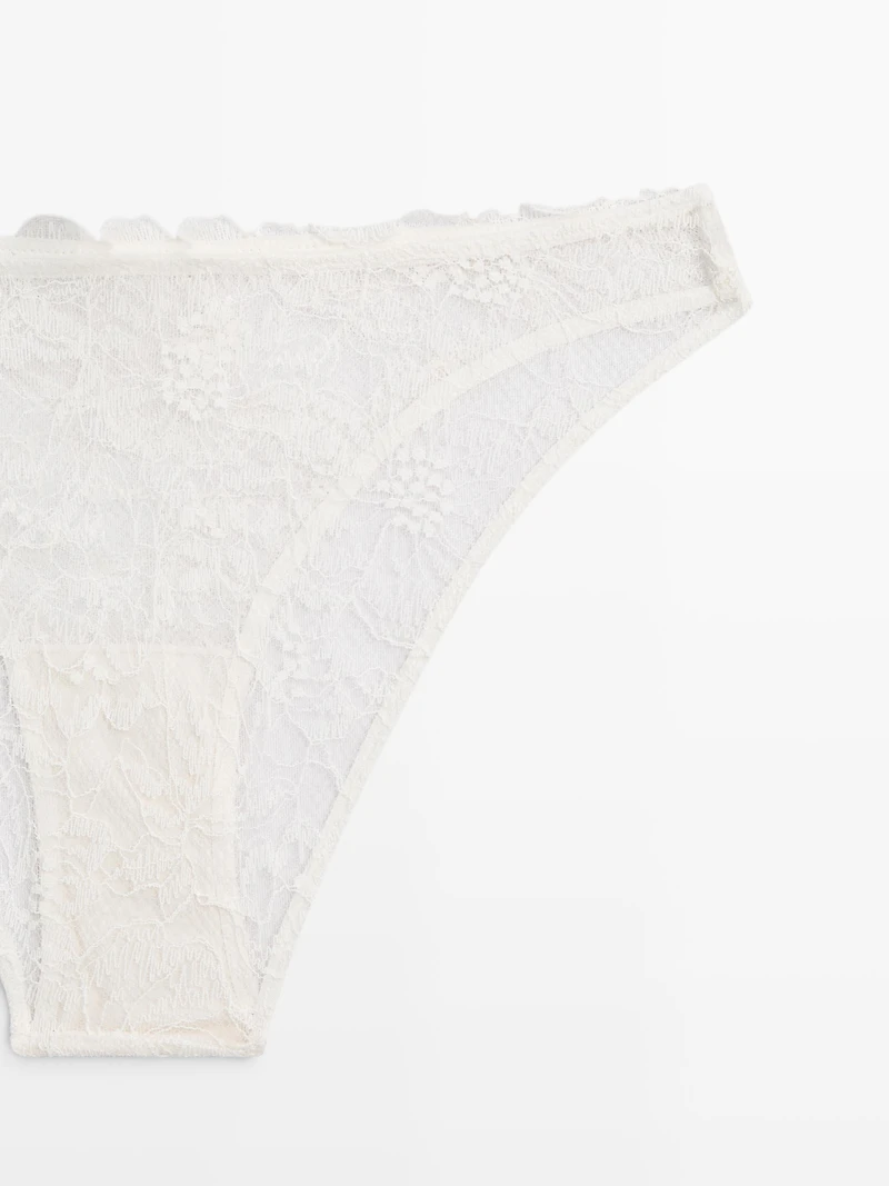 Scalloped lace briefs