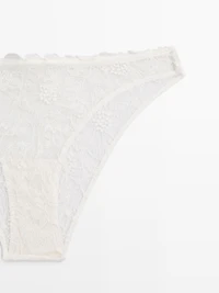 Scalloped lace briefs