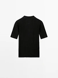 100% cotton polo shirt with ribbed detail