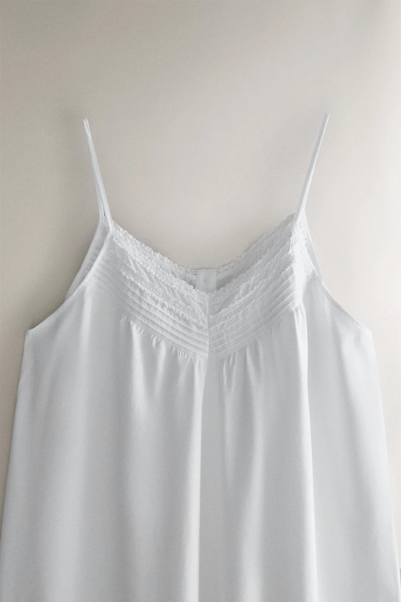 EMBROIDERED COTTON NIGHTGOWN