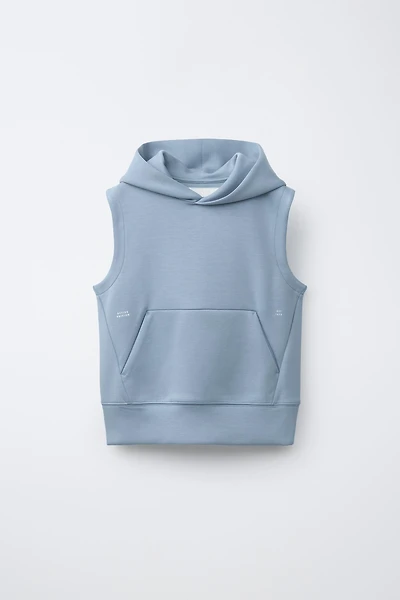 GILET À CAPUCHE SPORT