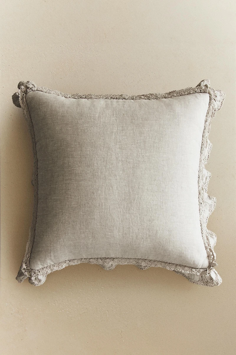 LINEN THROW PILLOW COVER WITH A LACE TRIM