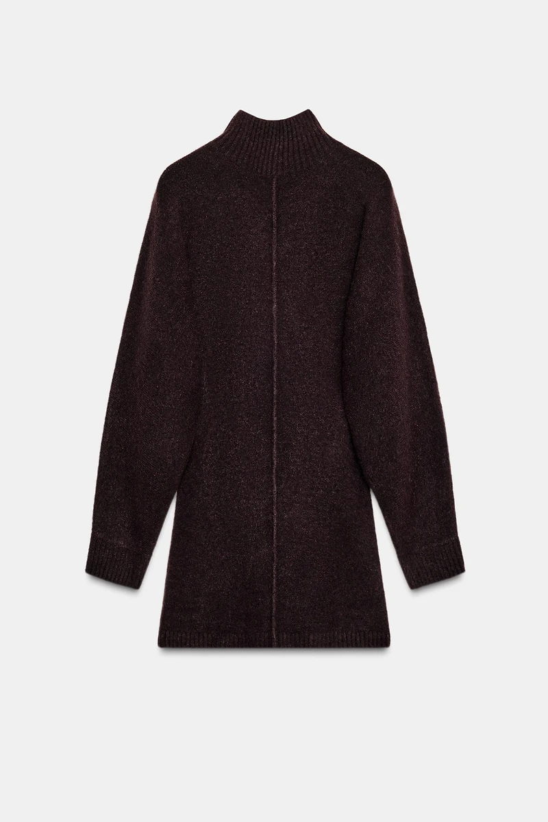 ROBE COURTE EN MAILLE DOUCE