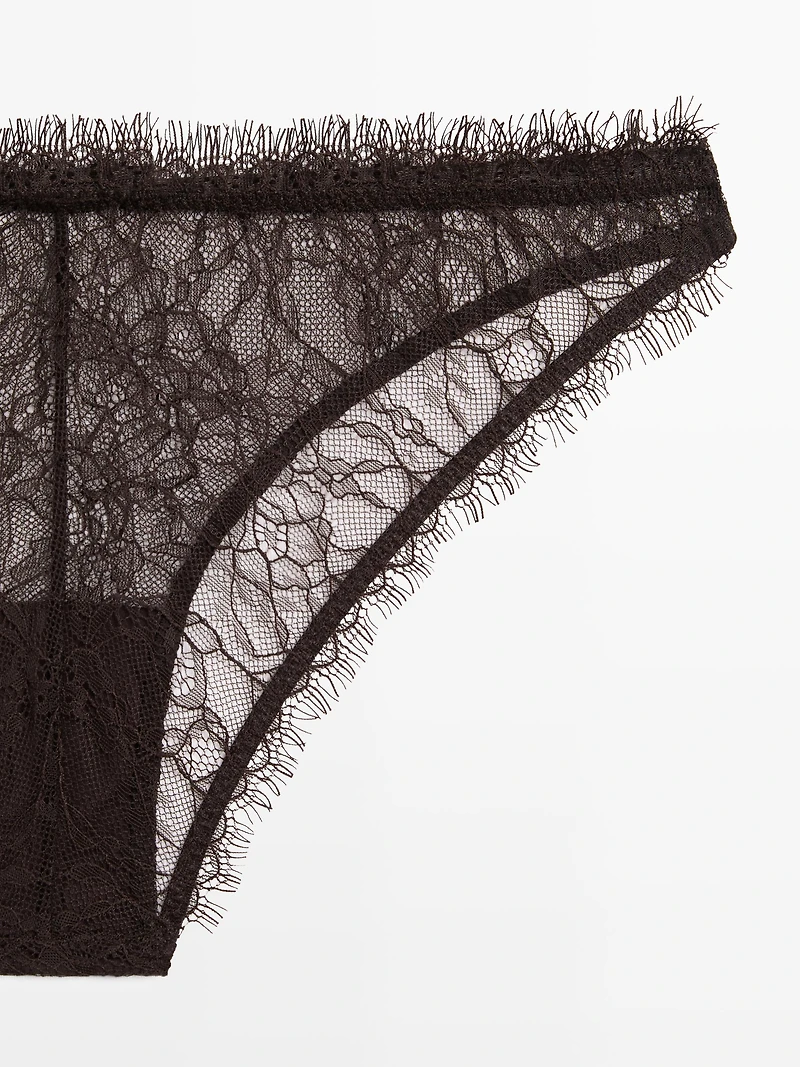 Culotte dentelle fleur