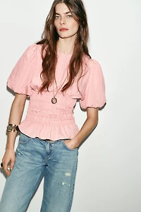 SMOCKED PUFF SLEEVE TOP