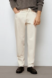 Tapered fit jeans