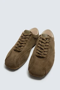 CHAUSSURES EN CUIR À SEMELLE ULTRAFINE