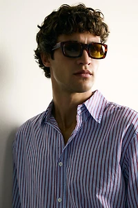 CONTRAST STRIPE REGULAR FIT SHIRT