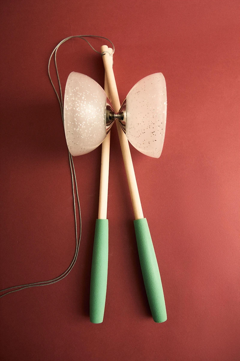 CHILDREN'S DIABOLO TOY