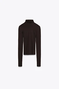 SLIM MOCK NECK T-SHIRT