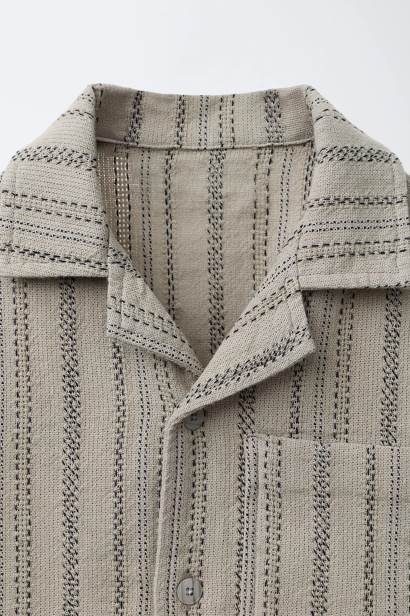 TEXTURED STRIPED SHIRT