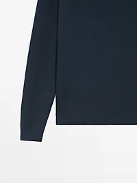 Knit 100% cotton crew neck sweater