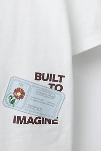 RAISED SQUARE PRINT T-SHIRT