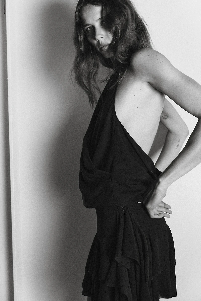 DRAPED HALTER TOP