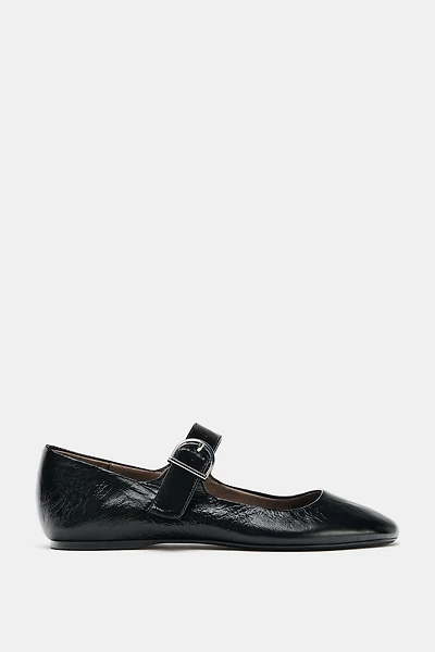 LEATHER BUCKLE BALLET FLATS