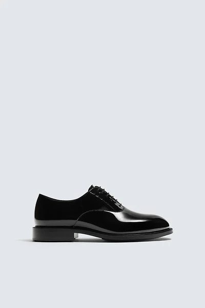 PATENT LEATHER EFFECT DRESS SHOES