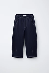 ENSEMBLE SWEAT ET PANTALON EN MOLLETON SURPIQUÉ