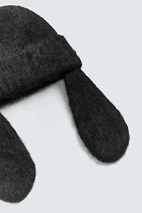 BONNET EN MAILLE OREILLES GOOFY HARRY LAMBERT FOR ZARA X DISNEY