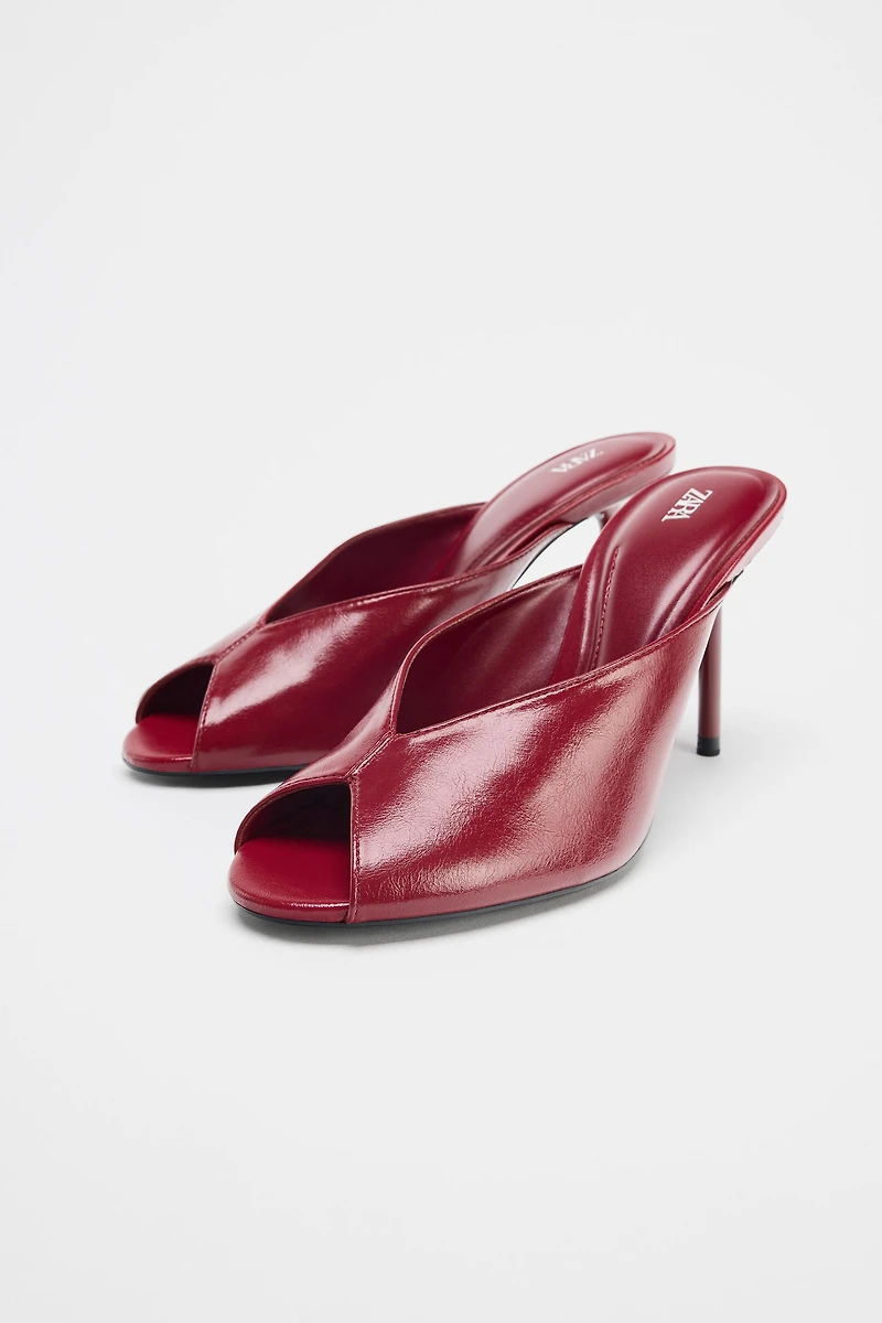 OPEN TOE SANDALS