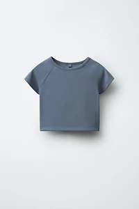 T-SHIRT À DÉCOUPES