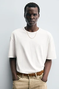 CONTRAST TOPSTITCH T-SHIRT